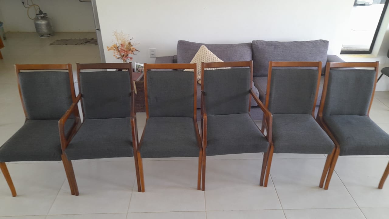 Espaço reservado para foto da cadeira depois da higienização